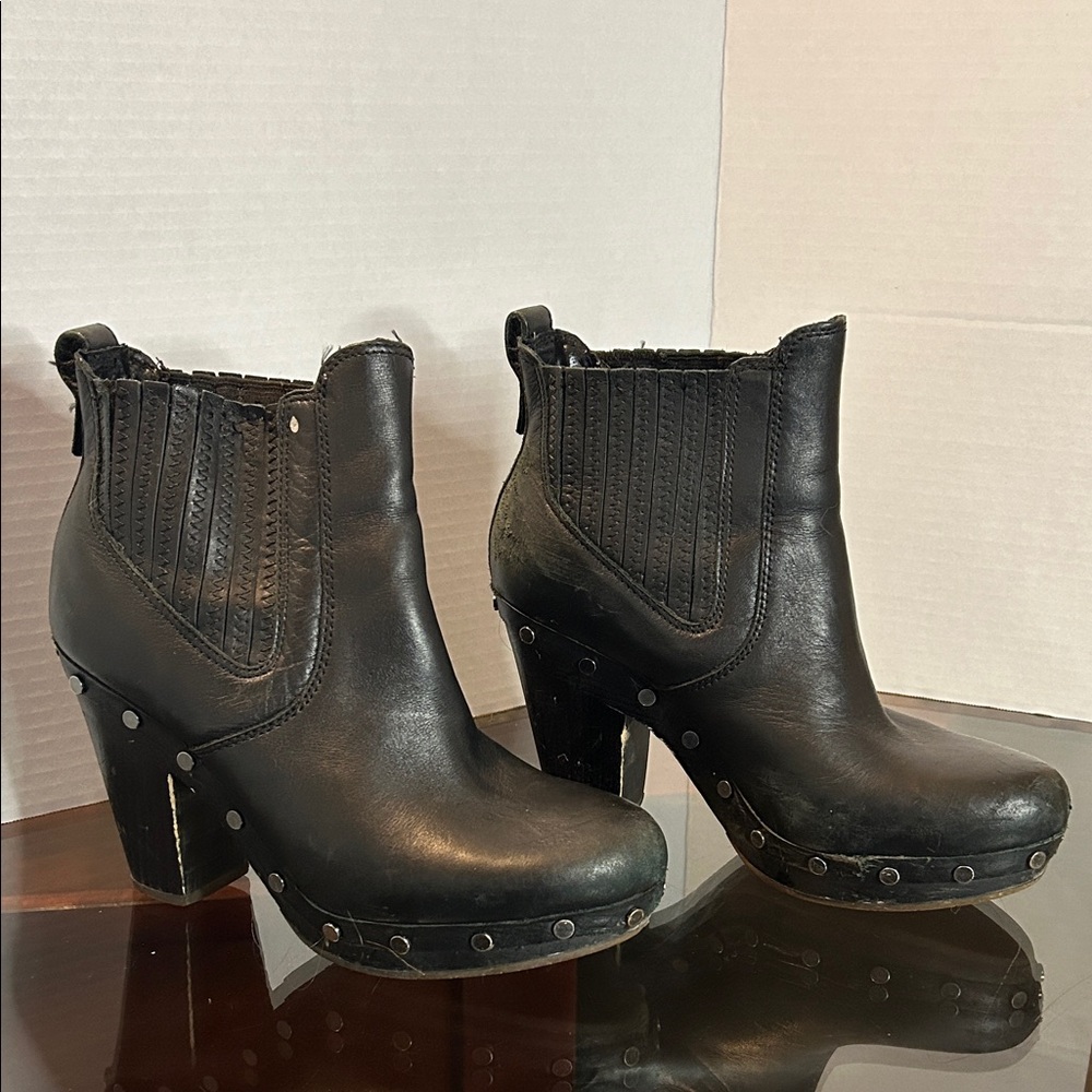 UGG Black Leather Clogs